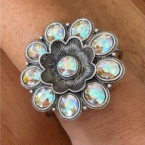 NEW! Boutique style iridescent crystal flower bracelet with hinge